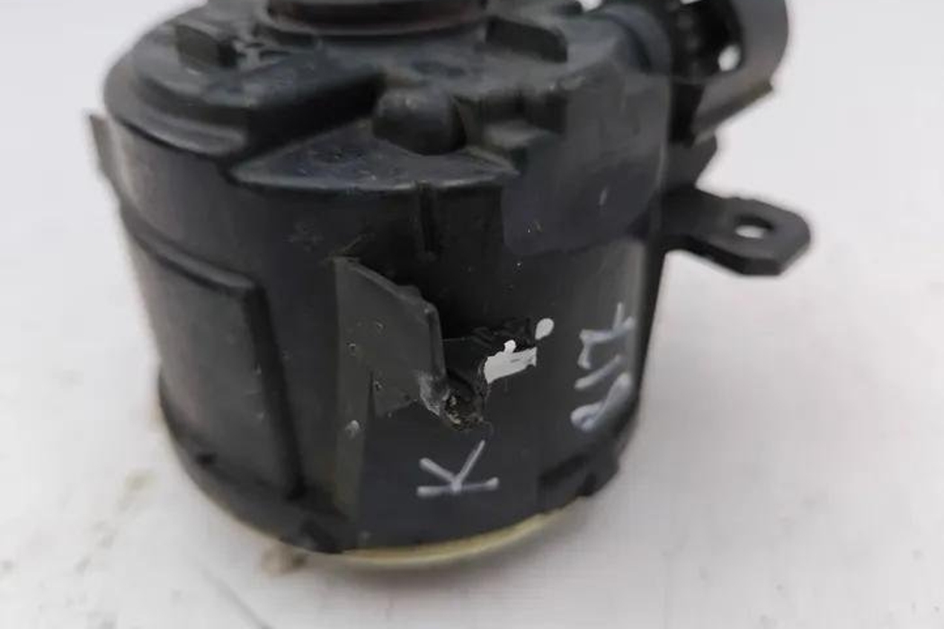 PEUGEOT 3008 2 generation (2017-2023) Front Left Fog Light 89207181 26491508