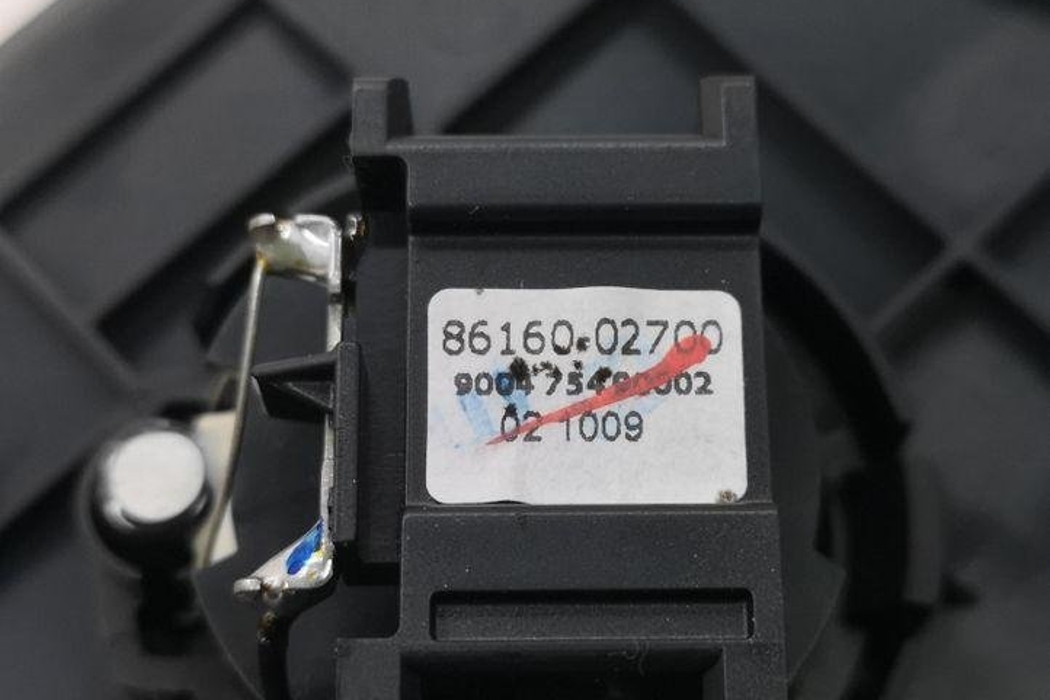 TOYOTA Avensis 3 generation (2009-2020) Priekšējo labo durvju skaļrunis 8616002700 26508977