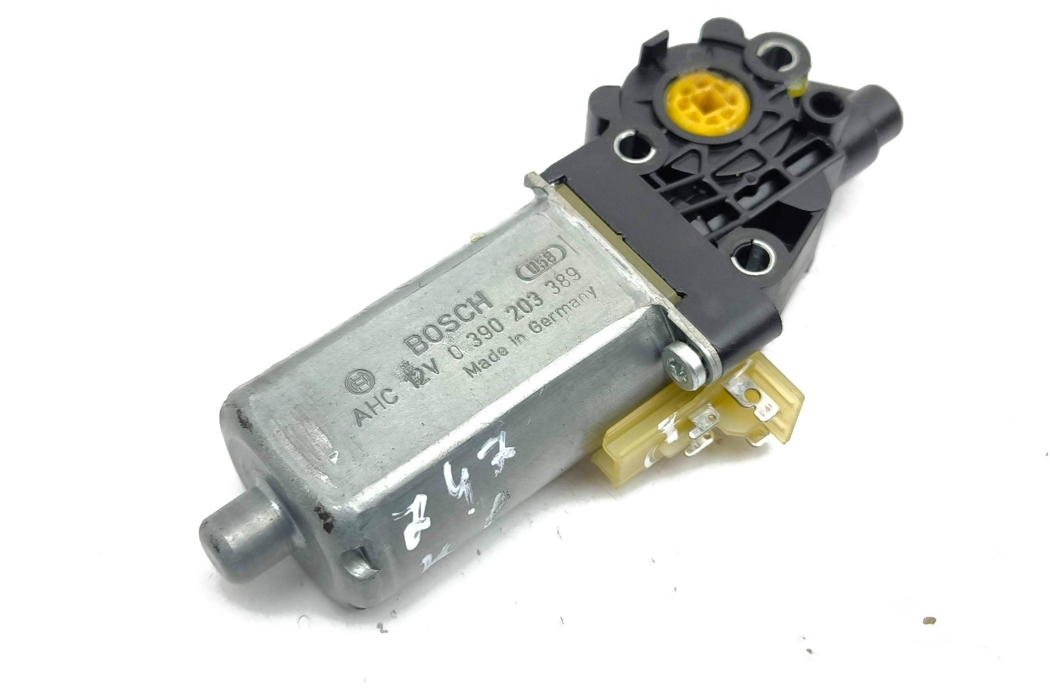 PORSCHE Cayenne 958 (2010-2018) Front Left Seat Control Motor 0390203389 29946505