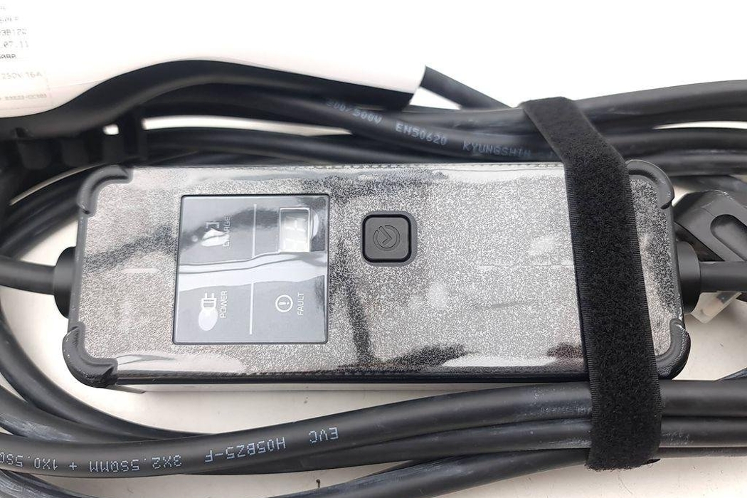 HYUNDAI Kona 1 generation (2017-2024) Battery Cable 91686bf060kr 30770048