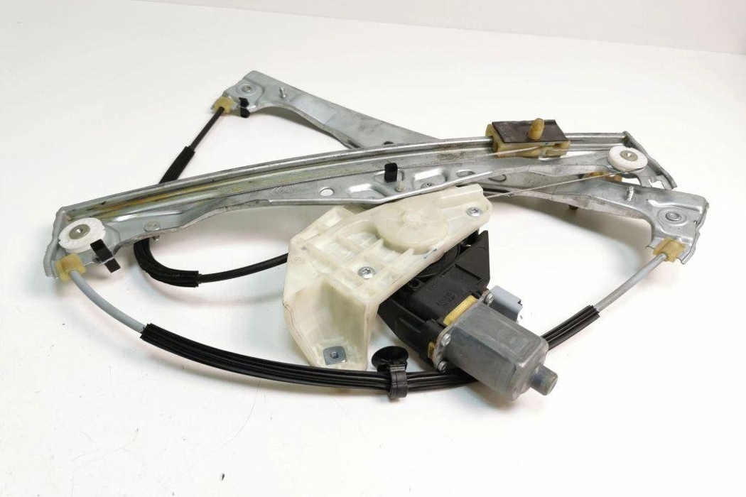 CITROËN C4 Cactus 1 generation (2014-2024) Priekšējo labo durvju logu pacēlājs 9674252480 31201519