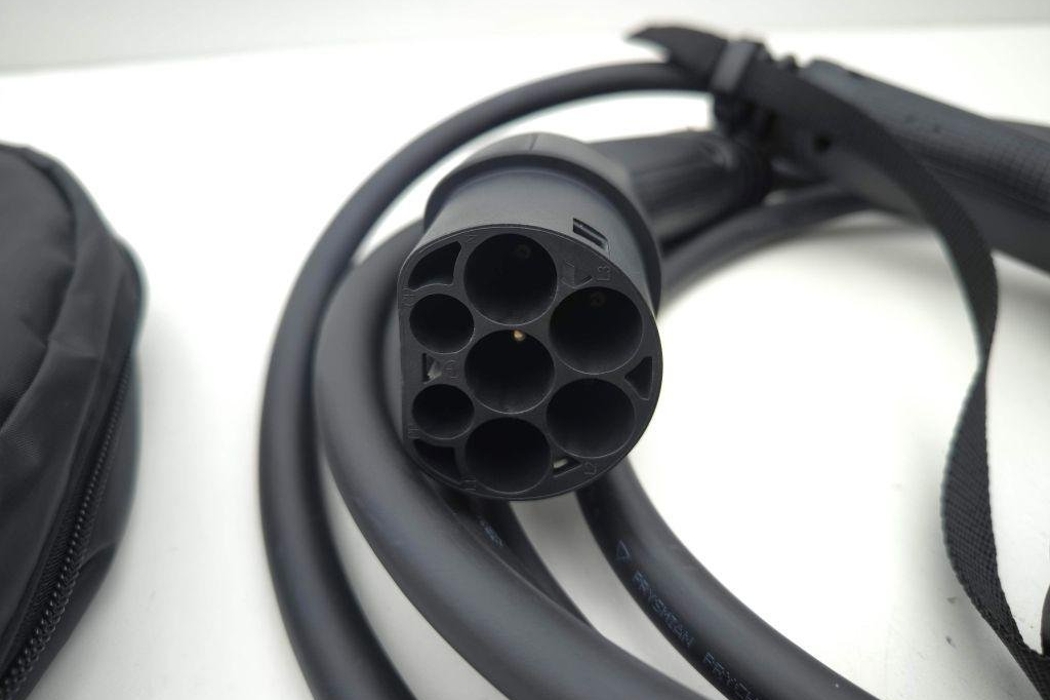 HYUNDAI Kona 1 generation (2017-2024) Battery Cable 66632ADU023A 31209931