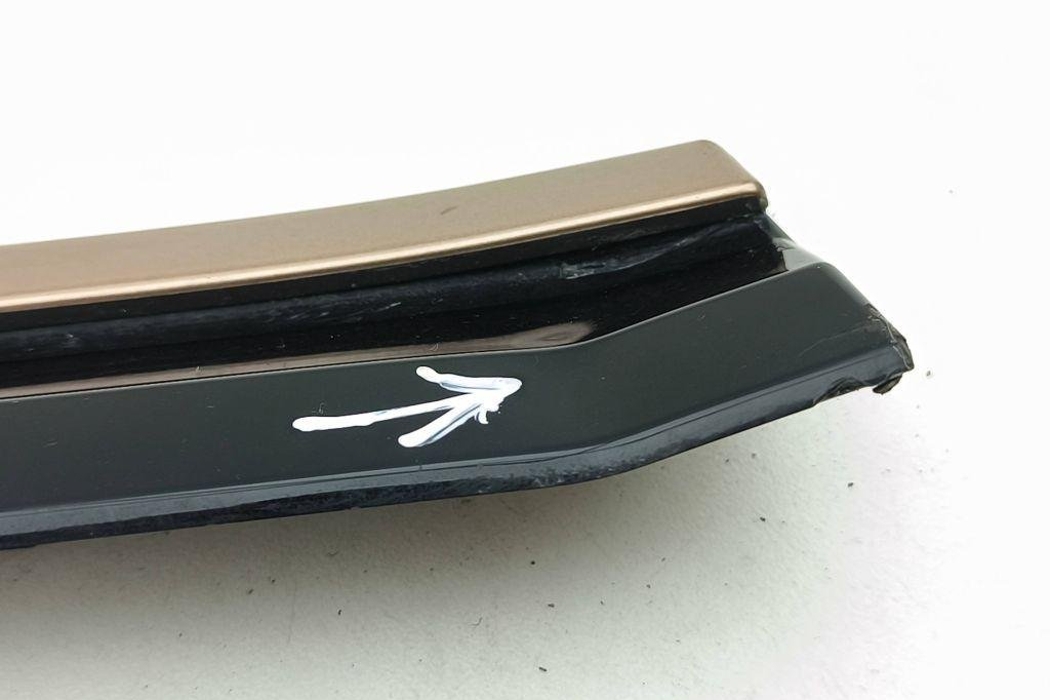 LAND ROVER Range Rover Velar 1 generation (2017-2024) Aizmugurējā labā spārna moldings J8A229426DF 31937420