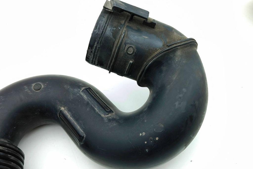 OPEL Vivaro B (2014-2019) Hoses 165555514R,93451665 32108808