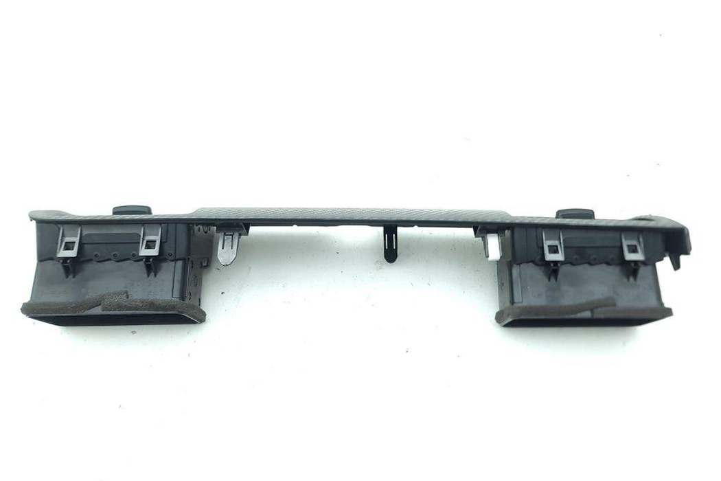 MITSUBISHI Outlander 3 generation (2012-2023) Vzduchové mriežky stredovej konzoly 8055A052,8030A205 32197593