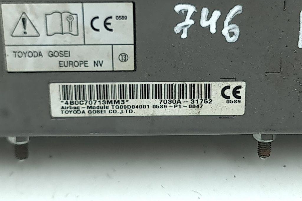 MITSUBISHI Outlander 3 generation (2012-2023) Ceļu drošības spilvens 7030A31752 32199962