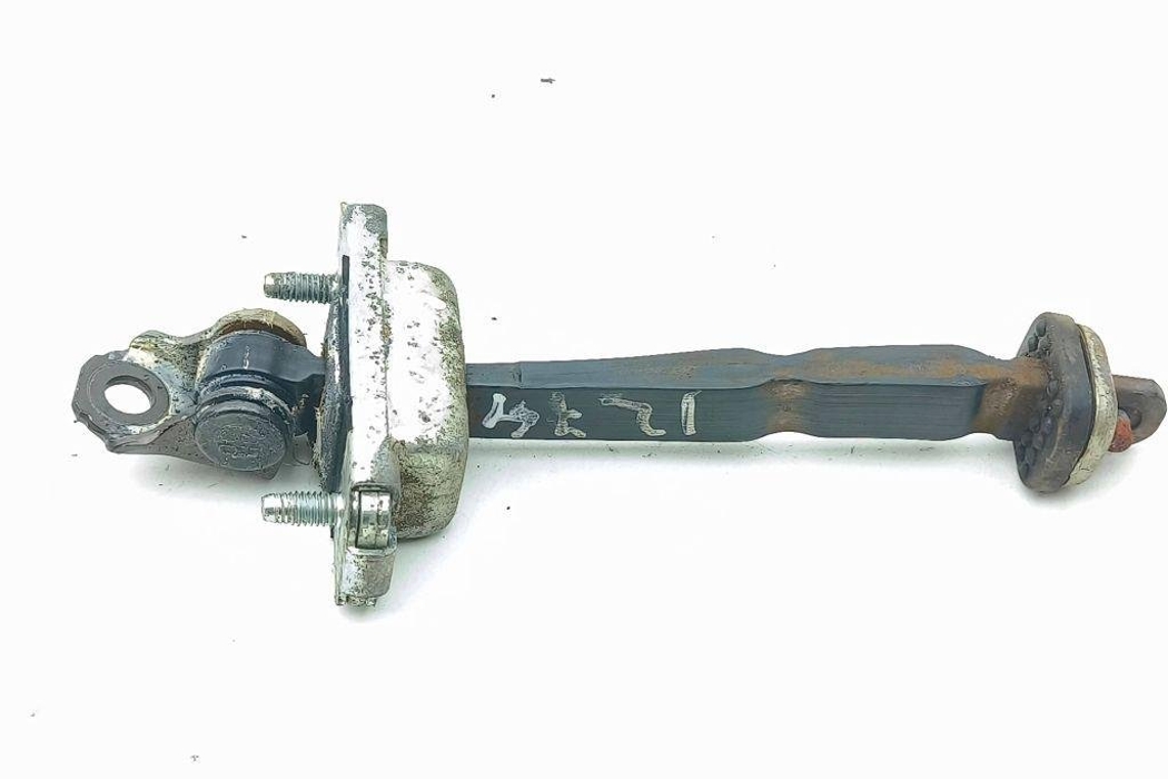 CHEVROLET Trax 1 generation (2013-2022) Rear  Left Door Limiter 32283009