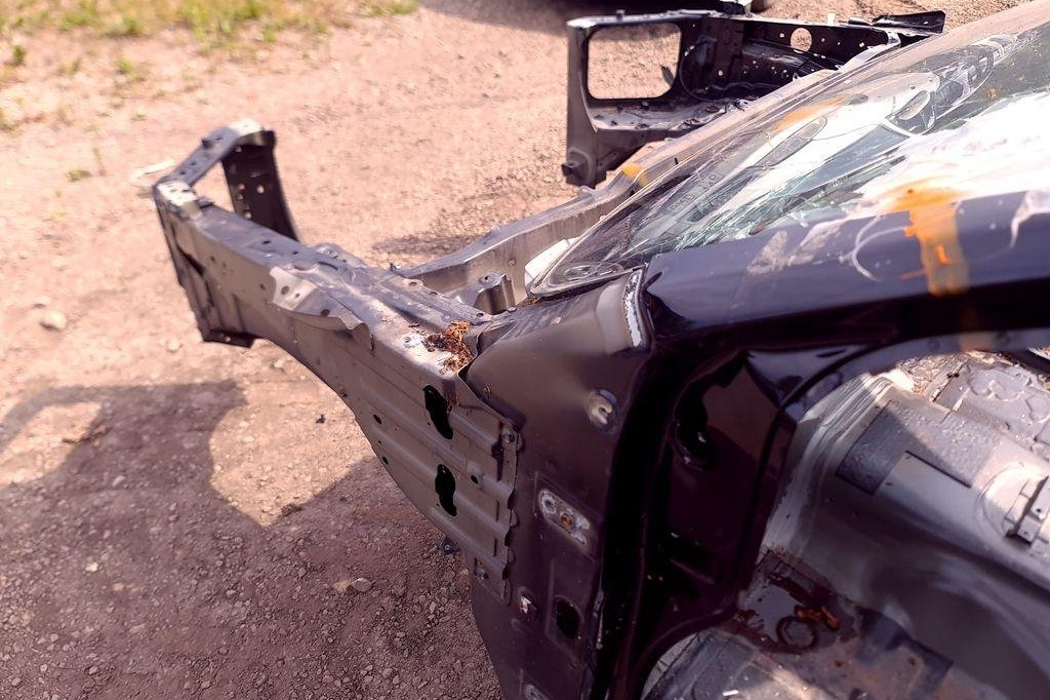 NISSAN Navara D22 (1997-2005) Priekšēja kreisā ceturtdaļa 32350267