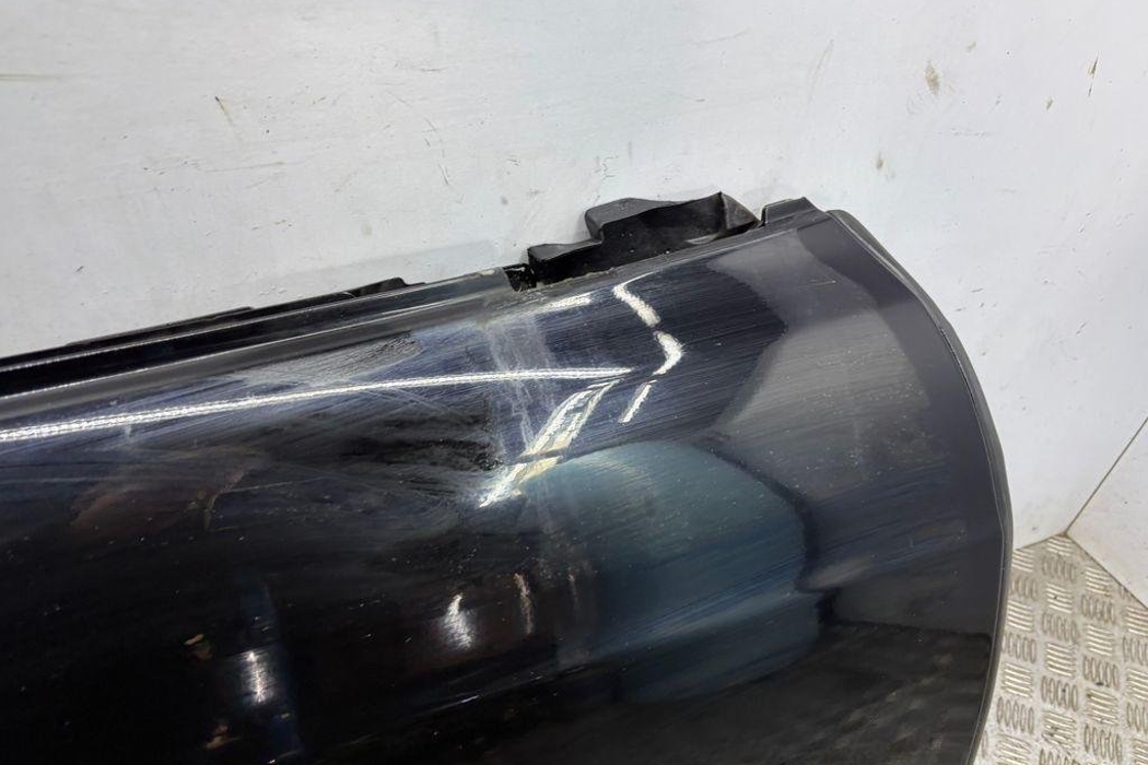 TESLA Model S 1 generation (2012-2024) Front Right Door 32370546
