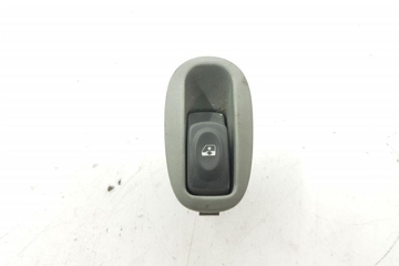 RENAULT Megane 1 generation (1995-2003) Aizmugurējo kreiso durvju loga pacēlāja slēdži 7700836267 31175376