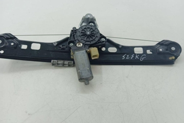 MERCEDES-BENZ C-Class W203/S203/CL203 (2000-2008) Aizmugurējo kreiso durvju logu pacēlājs A2038202942 31179683