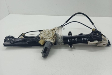 BMW X5 E70 (2006-2013) Front Left Door Window Regulator 0130821460 31189526