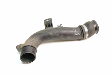 TOYOTA Avensis 2 generation (2002-2009) шланг радиатора интеркулера 173620R010 31201447