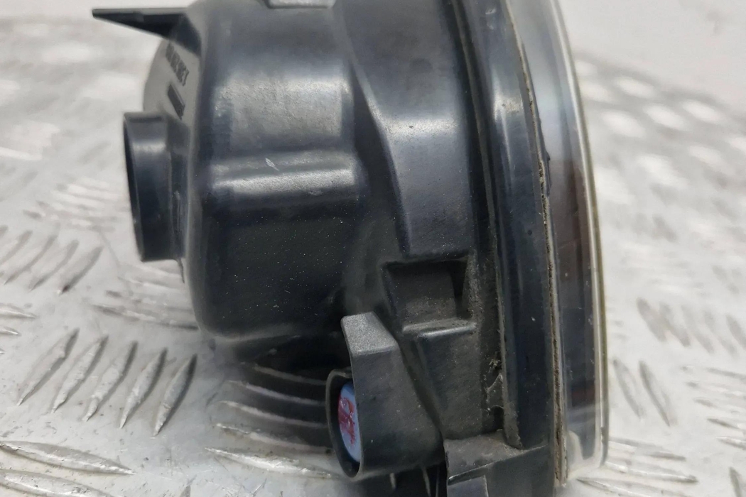 BMW 5 Series E60/E61 (2003-2010) Priekšējais kreisais miglas lukturis 0305083001 28073308