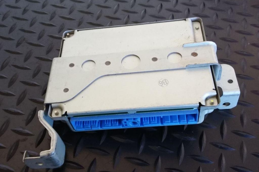 NISSAN X-Trail T30 (2001-2007) ABS control unit 478508H800 31357342