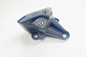 PEUGEOT 3008 1 generation (2010-2016) Aizmugurējā labā bampera stiprinājums 9683195680,2004032 31369532