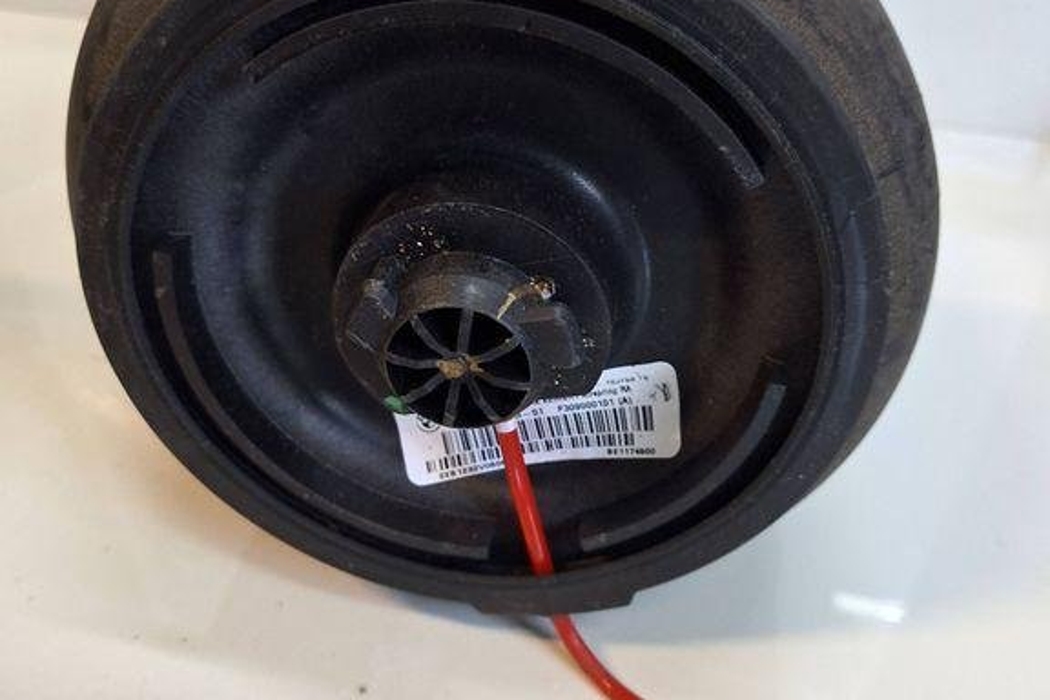 BMW X5 F15 (2013-2018) Rear Right Air Suspension Cushion 6795013 31756833