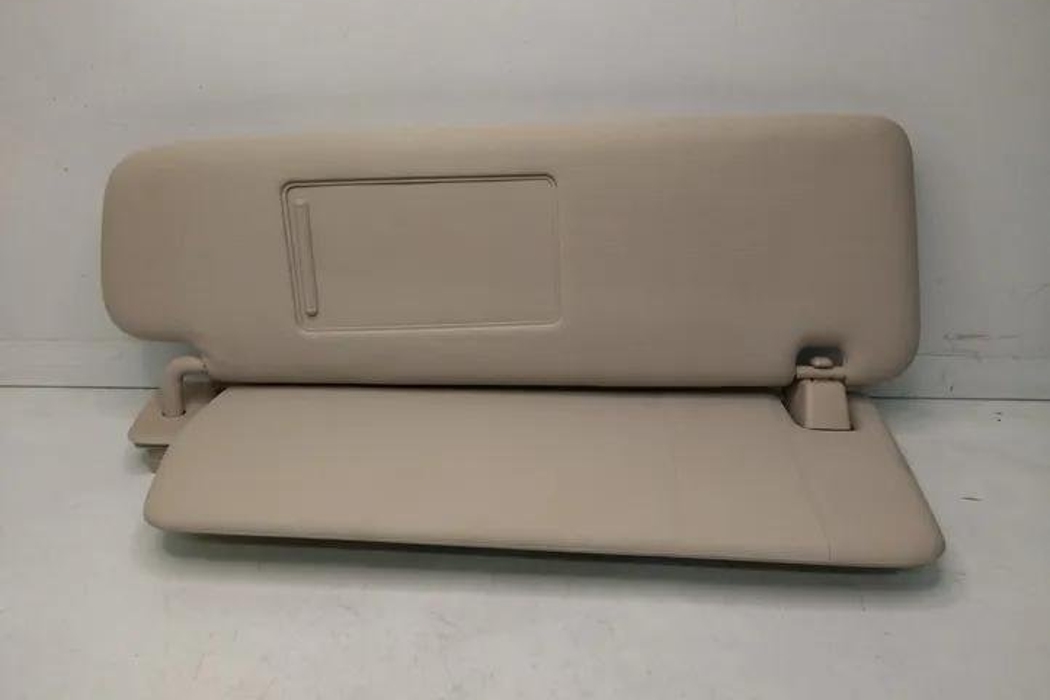 VOLKSWAGEN Touareg 2 generation (2010-2018) Right Side Sun Visor 7P6857552M 27460657