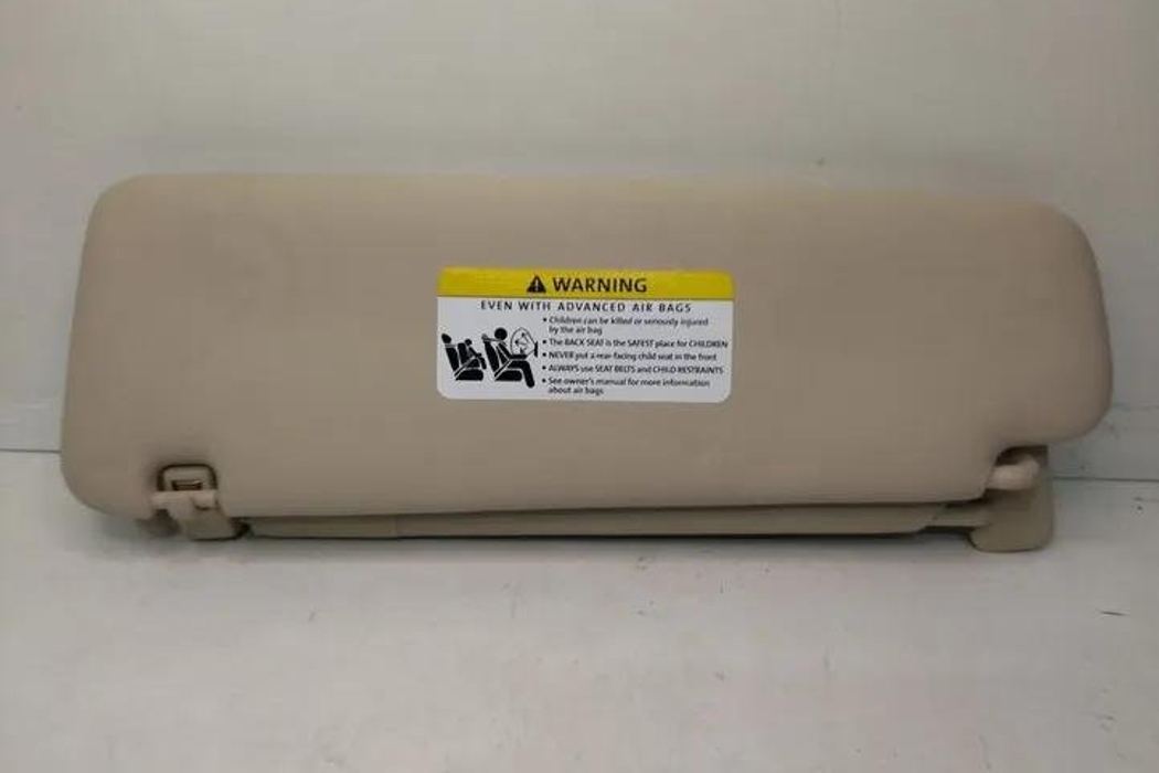 VOLKSWAGEN Touareg 2 generation (2010-2018) Right Side Sun Visor 7P6857552M 27460657