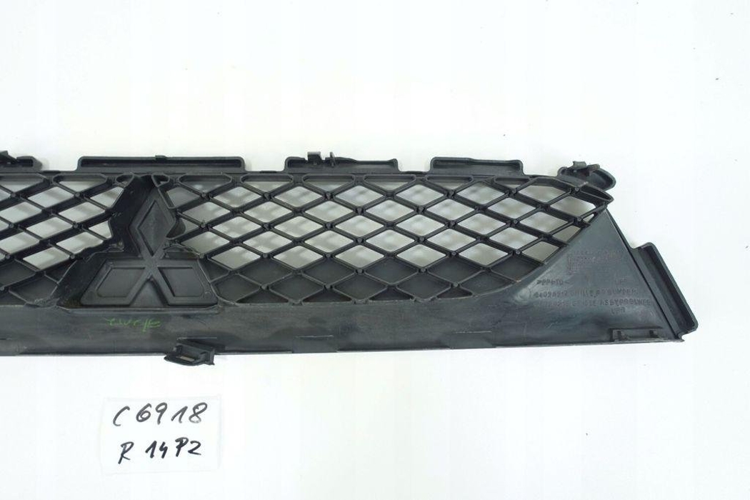 MITSUBISHI ASX 1 generation (2010-2020) Priekšējā bampera augšējā reste 6402A217 30602854