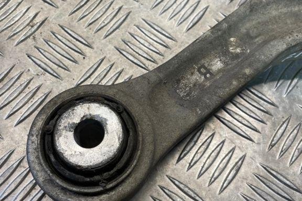BMW 5 Series F10/F11 (2009-2017) Rear Right Arm EN6082T6 32324601