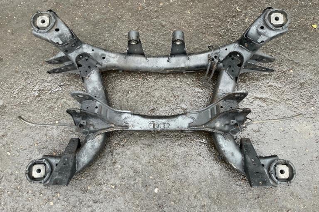 BMW X5 E70 (2006-2013) Rear Subframe 32325039