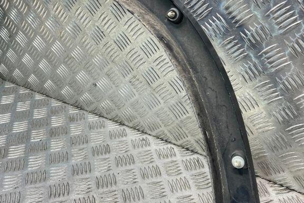 BMW X5 E70 (2006-2013) Rear arch 7158425,10503410 32326104