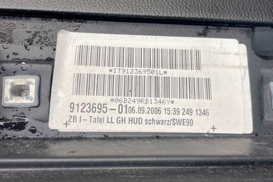 BMW 5 Series E60/E61 (2003-2010) Dashboard 9123695 32327372