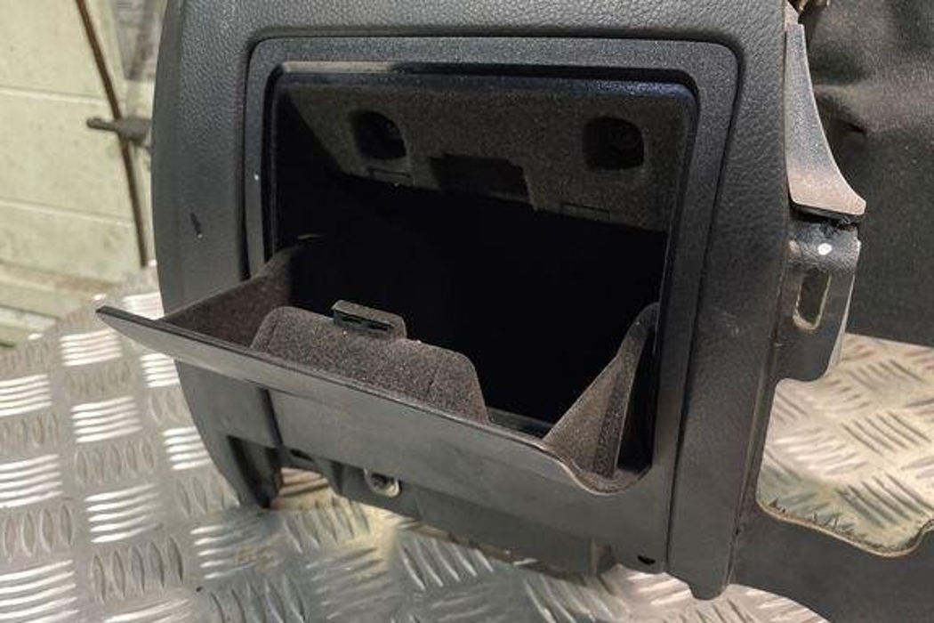 BMW 5 Series E60/E61 (2003-2010) Dashboard 9123695 32327372
