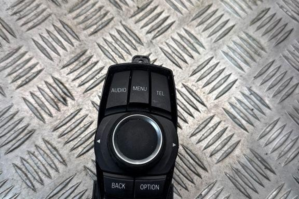 BMW 3 Series F30/F31 (2011-2020) Navigācijas vadības poga 9381678 32327623