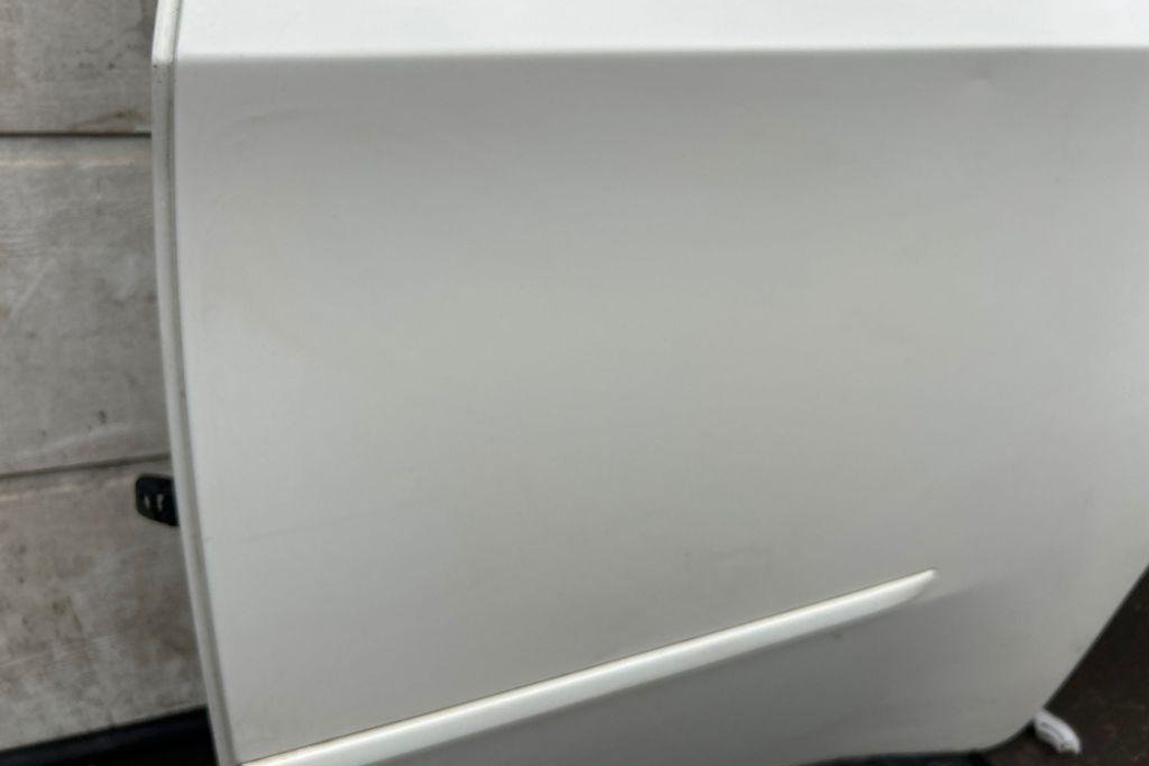 BMW X5 E70 (2006-2013) Rear Left Door 32328711