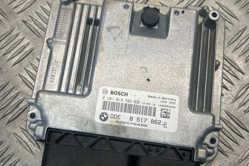 BMW 3 Series F30/F31 (2011-2020) Motora vadības bloks 8517862 32329278
