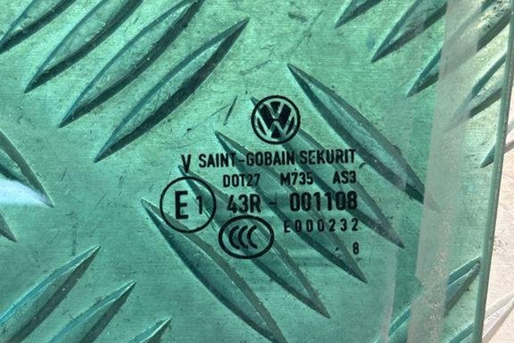 VOLKSWAGEN Tiguan 1 generation (2007-2017) Rear Left Door Glass DOT27M735AS3,43R001108,E000232 32330036