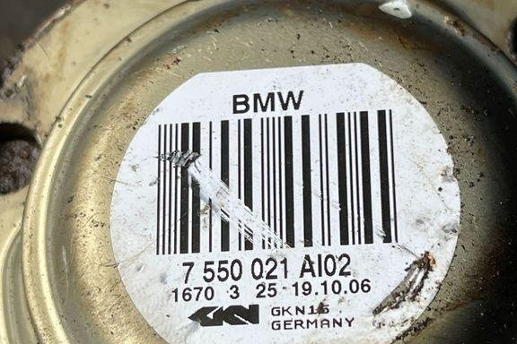 BMW 5 Series E60/E61 (2003-2010) Aizmugurējā labā pusass 7550021 32330330