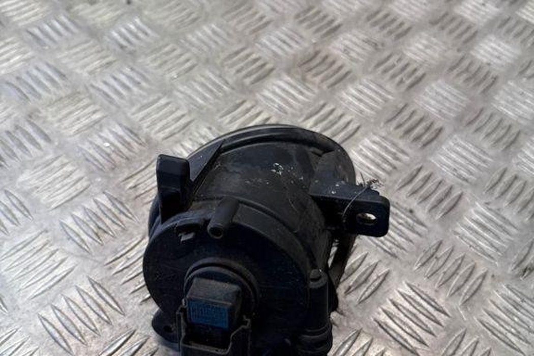 AUDI Q5 8R (2008-2017) Front Left Fog Light A047356,271649 32332586