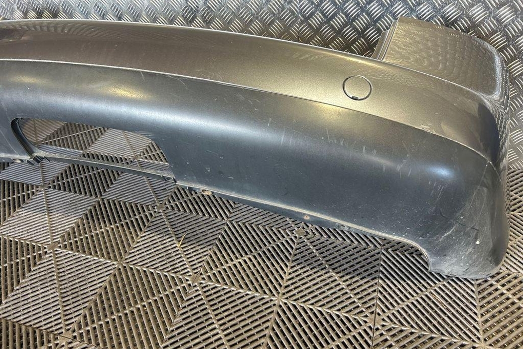 VOLKSWAGEN Touran 1 generation (2003-2015) Бампер задний 1T0807417 32332913