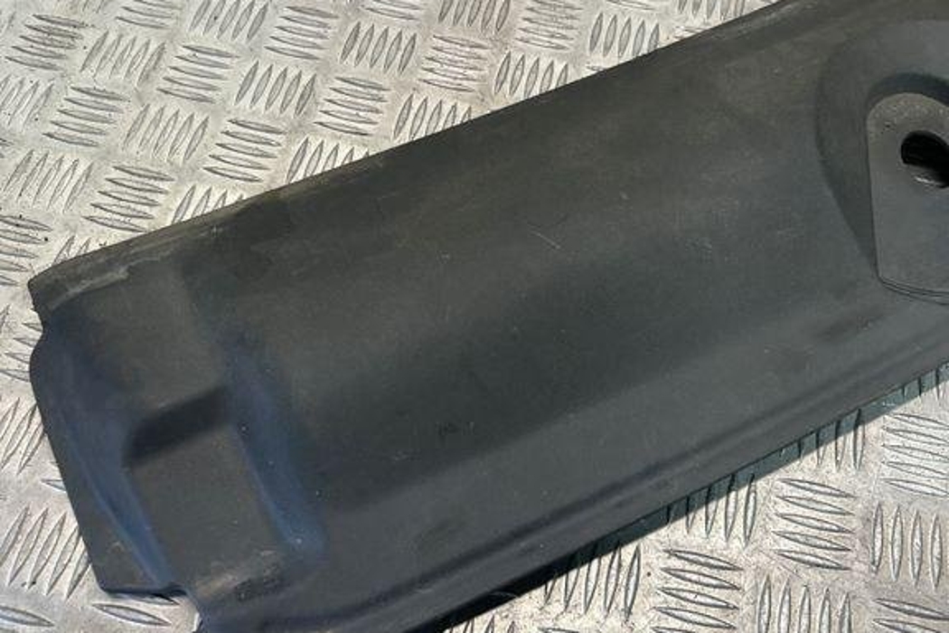 AUDI A4 B8/8K (2011-2016) Slam Panel Frame Plastic Trim 8W0807081 32334871