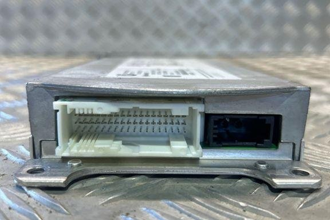 BMW 3 Series E90/E91/E92/E93 (2004-2013) Bluetooth Control Unit 9231091 32334970