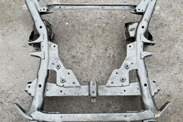 BMW X5 E70 (2006-2013) Front Suspension Subframe 6799718 32325041