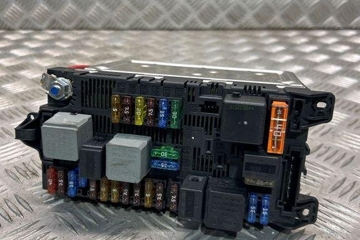 MERCEDES-BENZ E-Class W211/S211 (2002-2009) Fuse box 2115454201 32327882