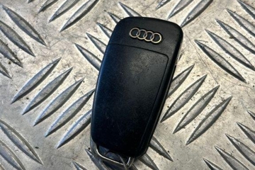 AUDI A6 C8/4K (2018-2024) Zapaľovací kľúč 32329731