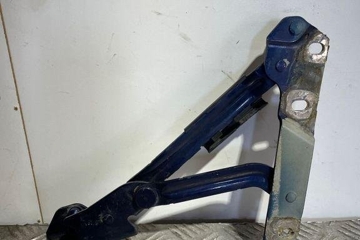 SEAT Toledo 2 generation (1999-2006) Петля крышки багажника левая 1M5827301G 32332701