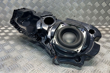 AUDI A6 C6/4F (2004-2011) Subwoofer 4G0035298 32333269