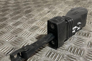 AUDI A8 D2/4D (1994-2002) Front Left Door Limiter 32336243