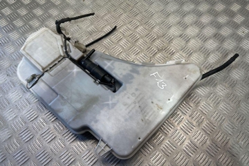 BMW 6 Series F06/F12/F13 (2010-2018) Window Washer Tank 8050439 32336487