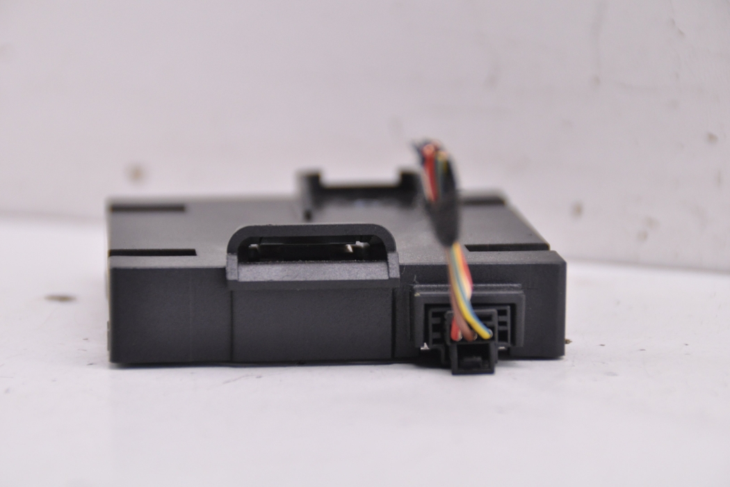 MERCEDES-BENZ B-Class W245 (2005-2011) Bootlid Antenna Amplifier A1698200475 30045450