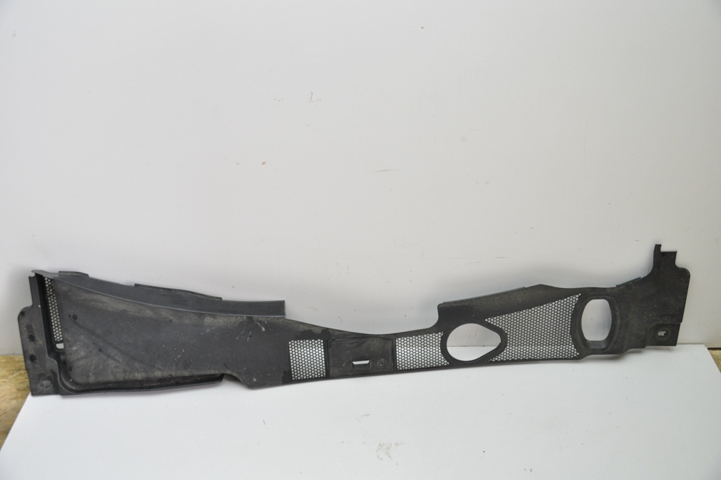 AUDI A4 B8/8K (2011-2016) Front  Wiper Cowl Trim 8K1819447 31560772