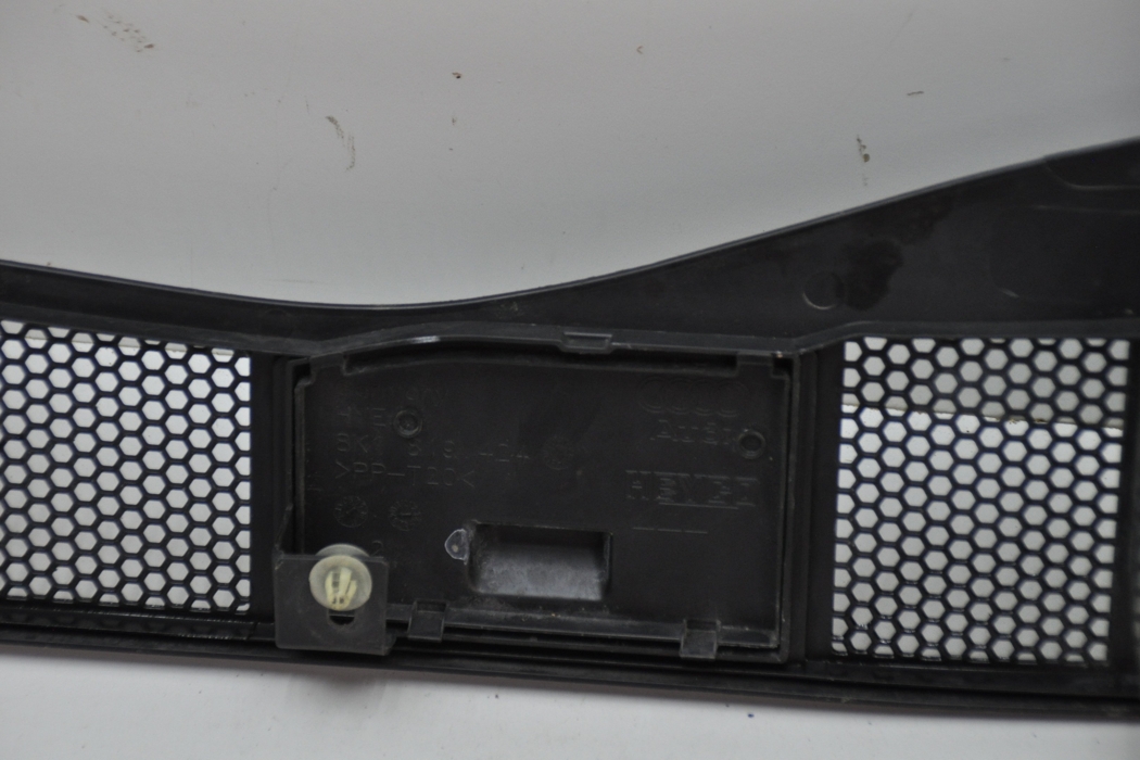 AUDI A4 B8/8K (2011-2016) Front  Wiper Cowl Trim 8K1819447 31560772