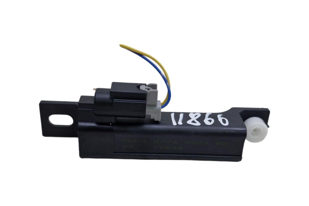 NISSAN X-Trail T32 (2013-2022) Bootlid Antenna Amplifier 4080806900 30133482