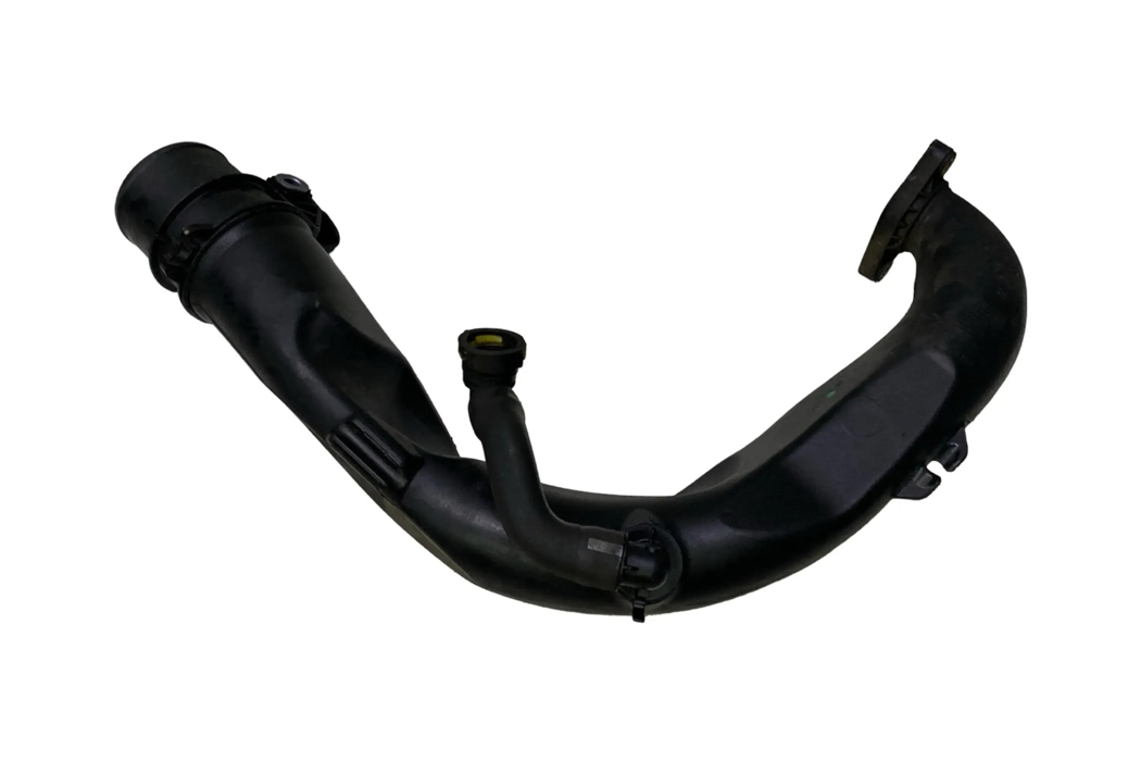 NISSAN Juke YF15 (2010-2020) шланг радиатора интеркулера 8200645723 30140754
